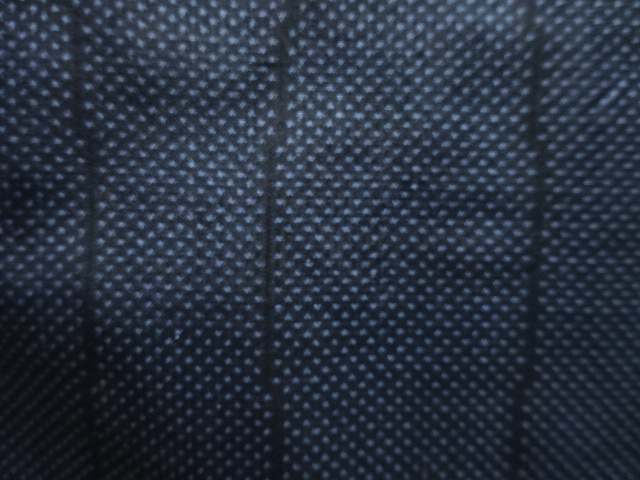 アンティーク　立涌模様織出し本場泥大島紬着物（5マルキ）